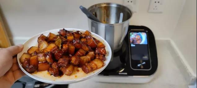 智能烹饪料理机器人助您提升生活幸福指数