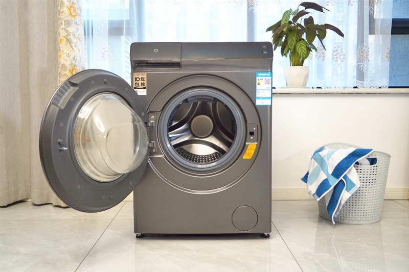 《米家滚筒洗衣机尊享版10kg》评测:使用体验老年人也能轻松操作